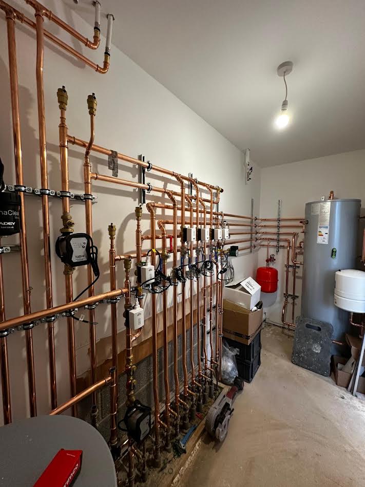 Cylinder cupboard installation